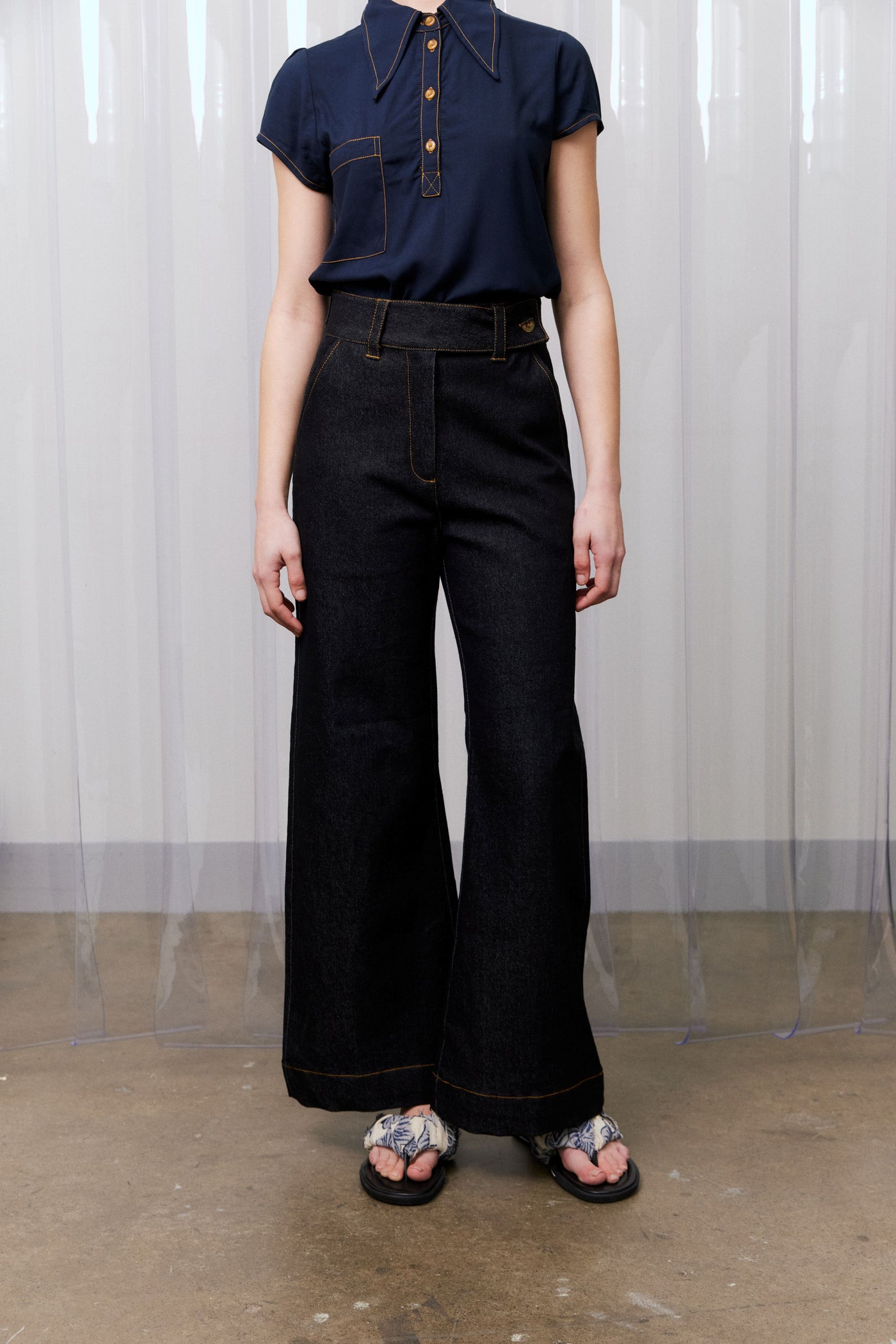 Rib Cage Manhattan, Black Denim Contrast Stitch