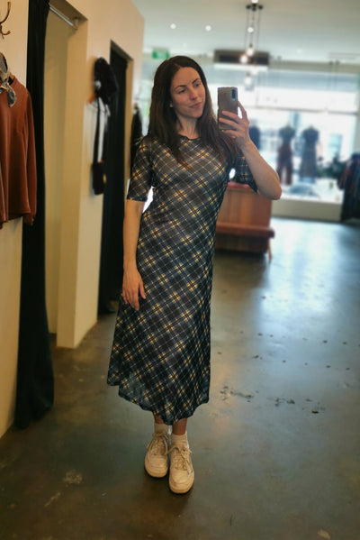 Diagonia Dress
