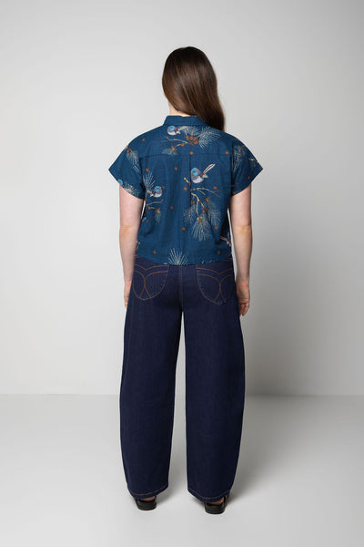 Laughing Shirt, Petrol Wren
