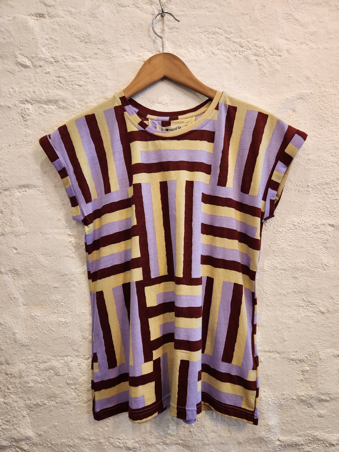 Wobble Tee
